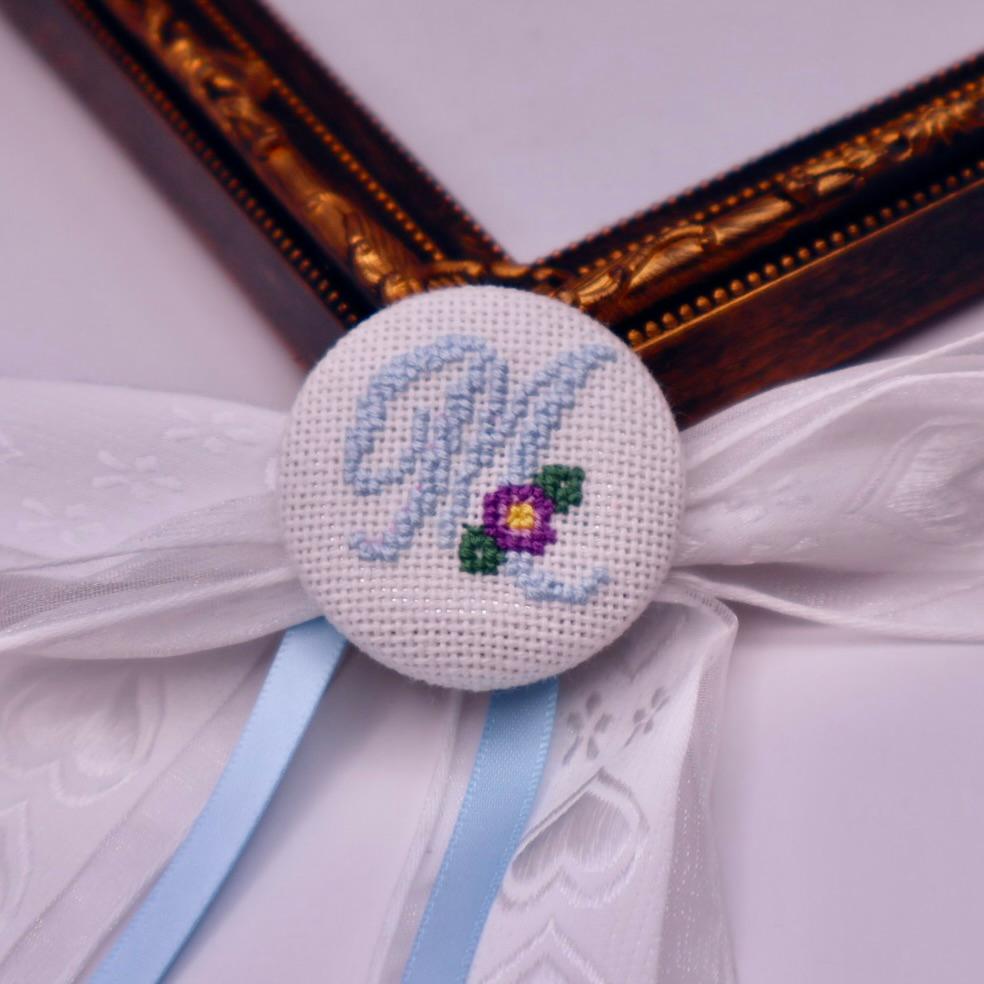 【オーダー可能】イニシャル　くるみボタンのヘアリボン　宝塚　組カラー　クロスステッチ刺繍 | 6枚目